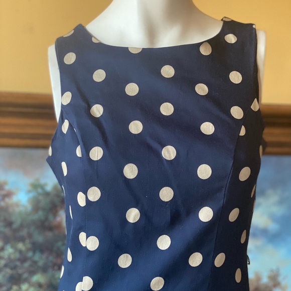 Lori M Collection
Polka Dot Bodycon Dress
Size M - Picture 2 of 7